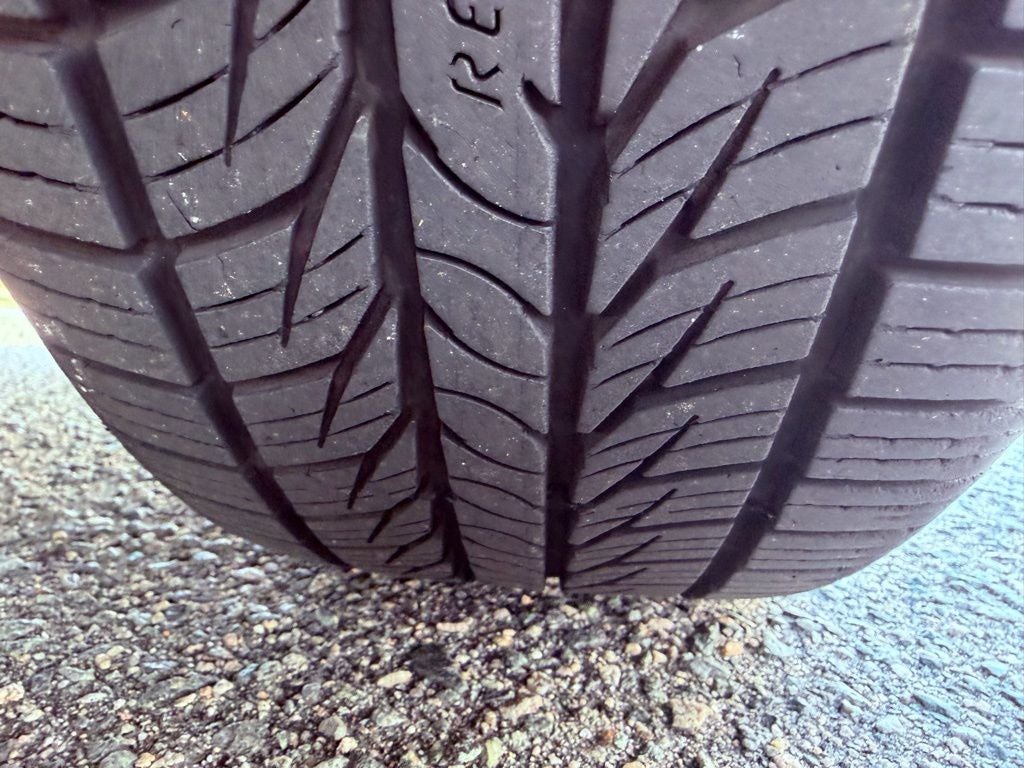 2012 Toyota Camry XLE SUNROOF/1 OWNER/CLEAN CARFAX