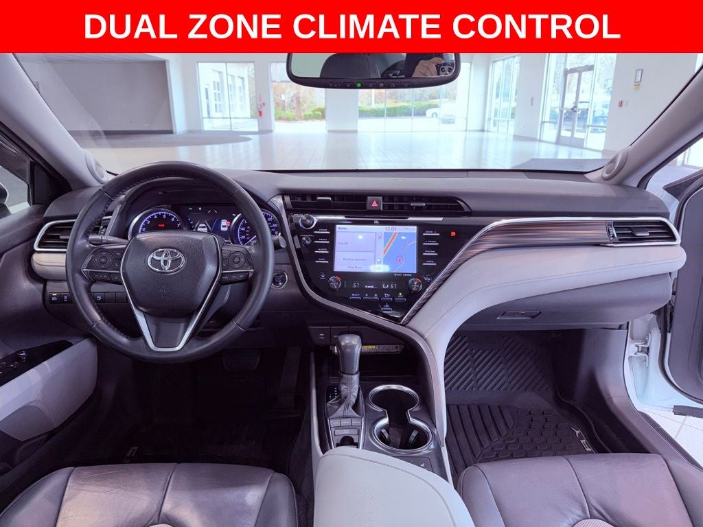 2018 Toyota Camry XLE V6/PANO ROOF/JBL/360 CAM/NAV/SMART CRUISE