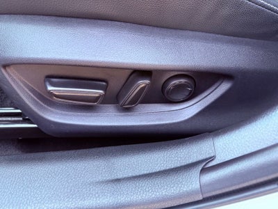 2025 Toyota Camry SE CONVENIENCE PKG/SUNROOF/BLIND SPOT/SMART KEY