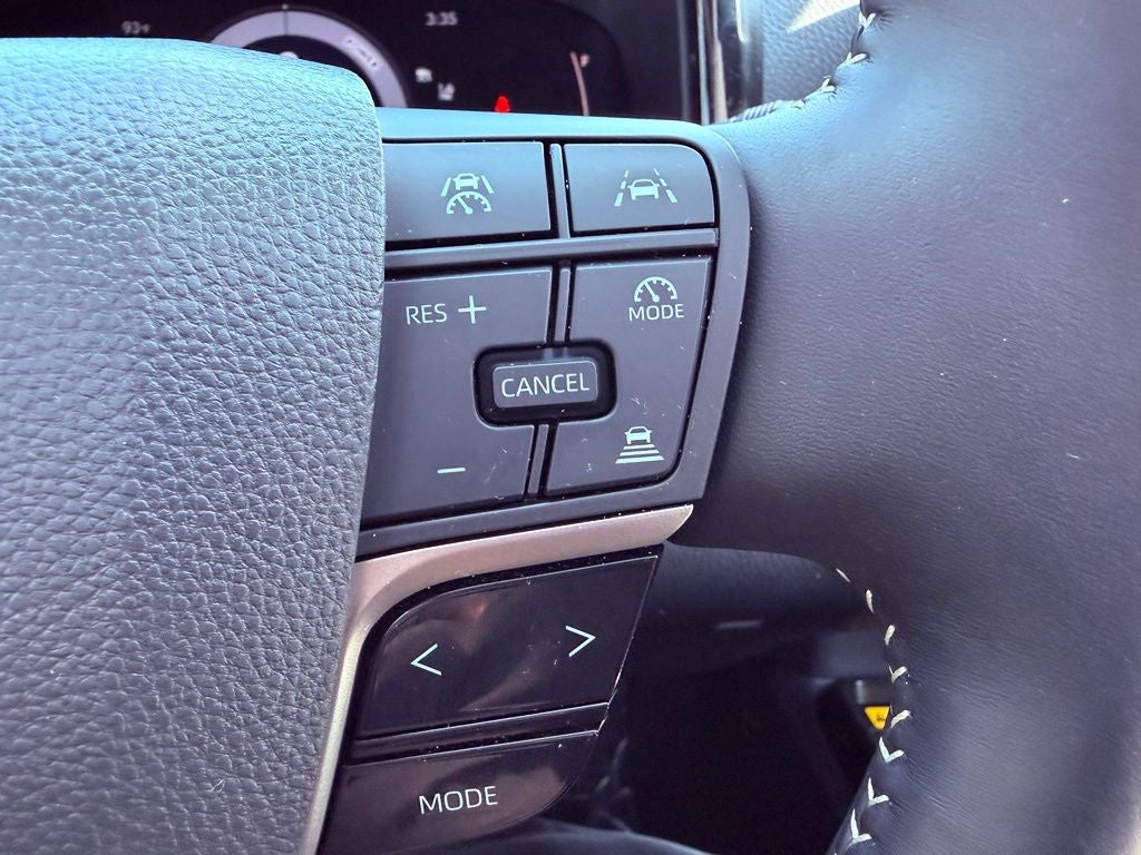 2025 Toyota Camry SE CONVENIENCE PKG/SUNROOF/CARPLAY/SMART CRUISE