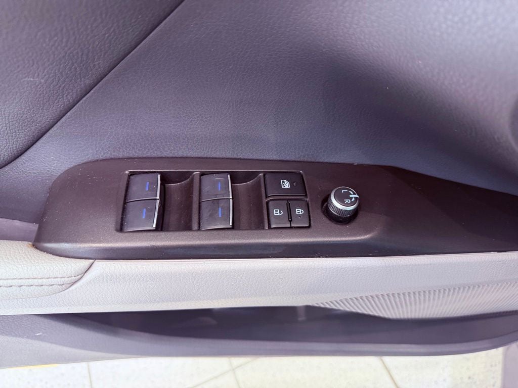 2023 Toyota Camry Hybrid XLE /SUNROOF/CARPLAY/SMART CRUISE/LANE TRACE