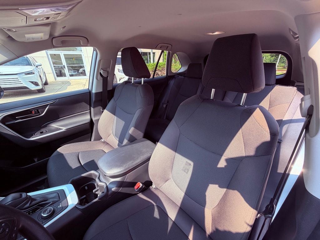 2023 Toyota RAV4 Hybrid LE SMART CRUISE/CARPLAY/4 NEW TIRES