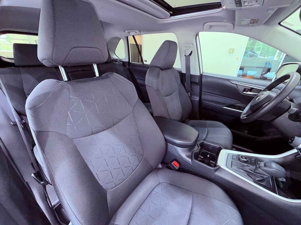 2025 Toyota RAV4 Hybrid XLE CONV. PKG/SUNROOF/CARPLAY/SMART CRUISE