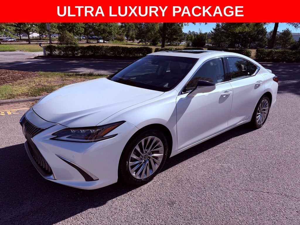 2019 Lexus ES 300h Ultra Luxury HEAD UP/360 CAM/MARK LEV/NAV/PARK AST