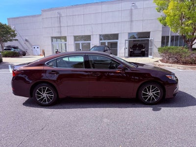 2016 Lexus ES 350 LUXURY/NAV/PARK AST/SMART CRUISE/32,237 MILES