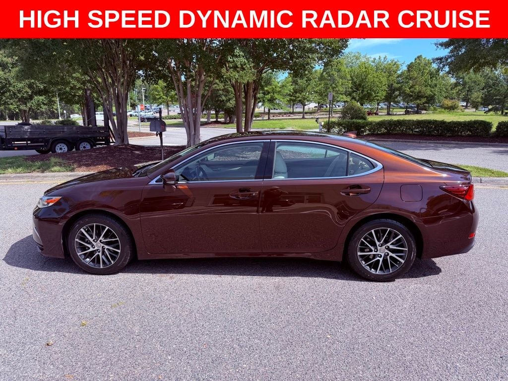 2016 Lexus ES 350 LUXURY/NAV/PARK AST/SMART CRUISE/32,237 MILES
