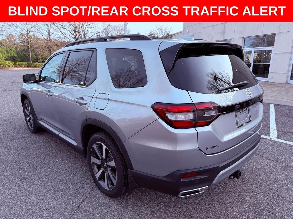 2023 Honda Pilot Touring PANO ROOF/BOSE/1 OWNER/NEW TIRES/ALL RECORDS