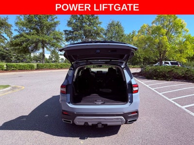 2025 Honda Pilot Touring PANO ROOF/BOSE/NAV/PARK AST/4 NEW TIRES