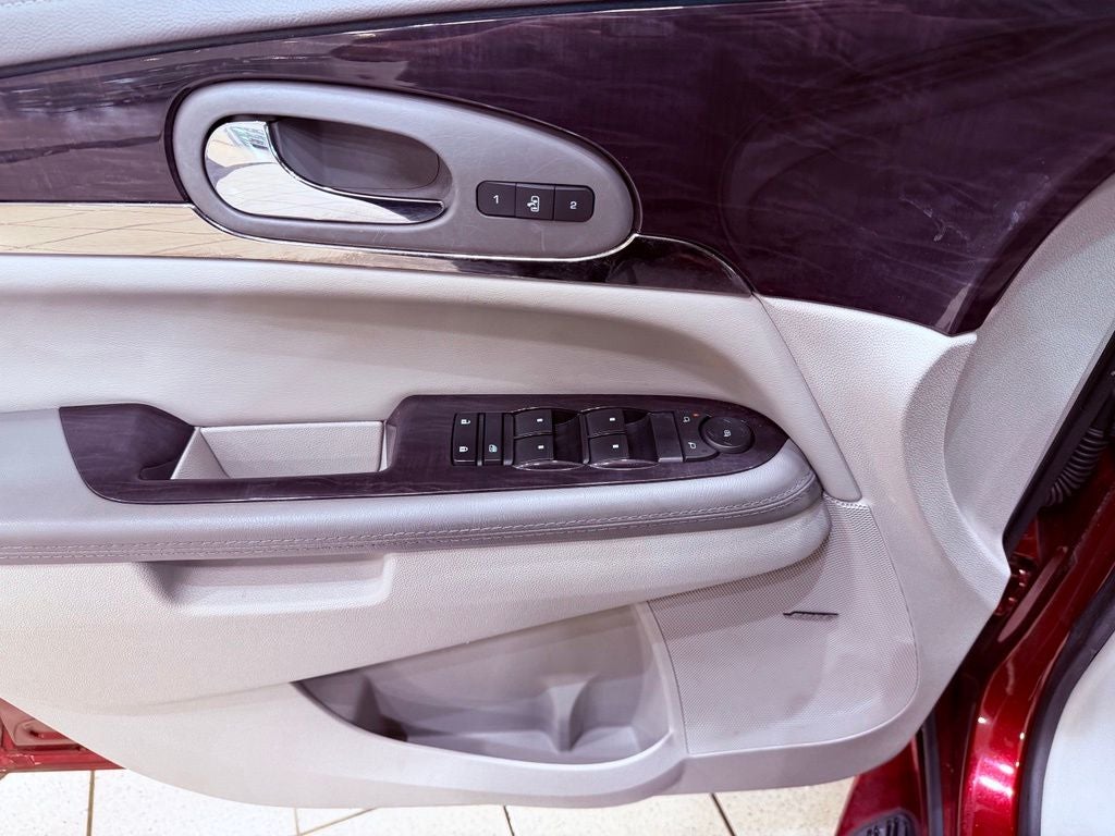 2015 Buick Enclave Leather Group PANO ROOF/BOSE/BLIND SPOT/LEATHER/1-OWNER