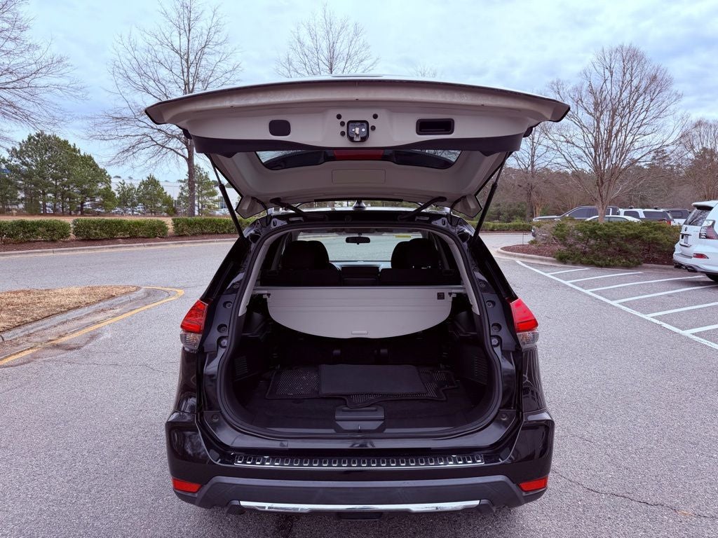 2017 Nissan Rogue SV MIDNIGHT ED./4 NEW TIRES/1 OWNER/ALL RECORDS