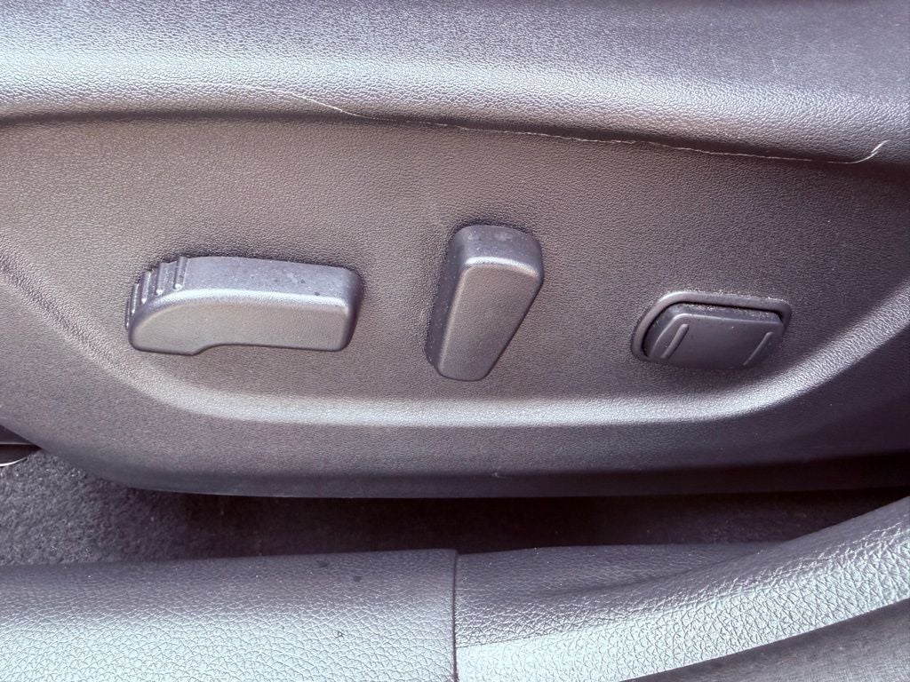 2017 Nissan Rogue SV MIDNIGHT ED./4 NEW TIRES/1 OWNER/ALL RECORDS