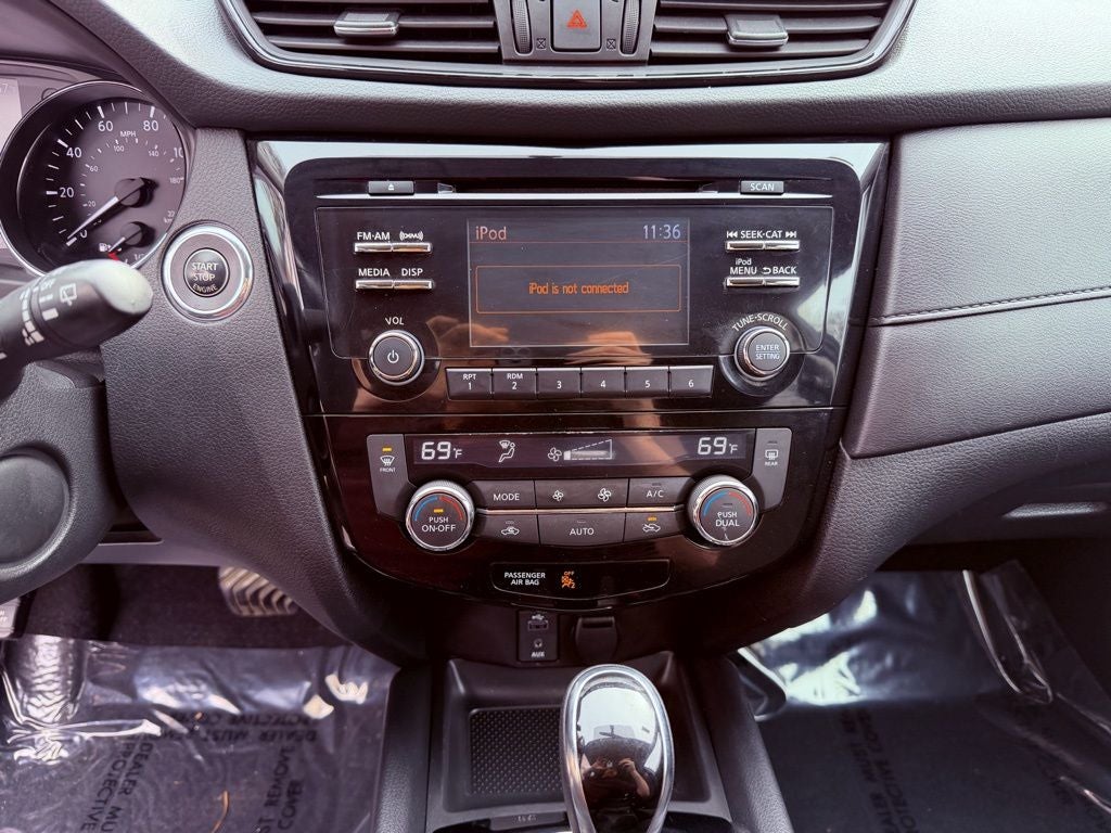 2017 Nissan Rogue SV MIDNIGHT ED./4 NEW TIRES/1 OWNER/ALL RECORDS