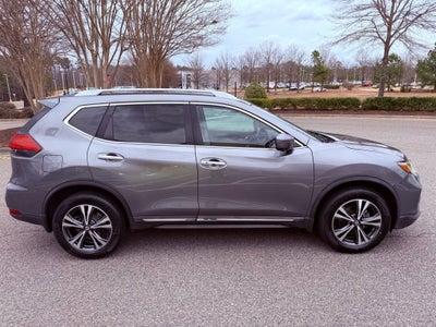 2017 Nissan Rogue SL PREMIUM/PANO ROOF/360 CAM/NEW TIRES/ALL RECORDS