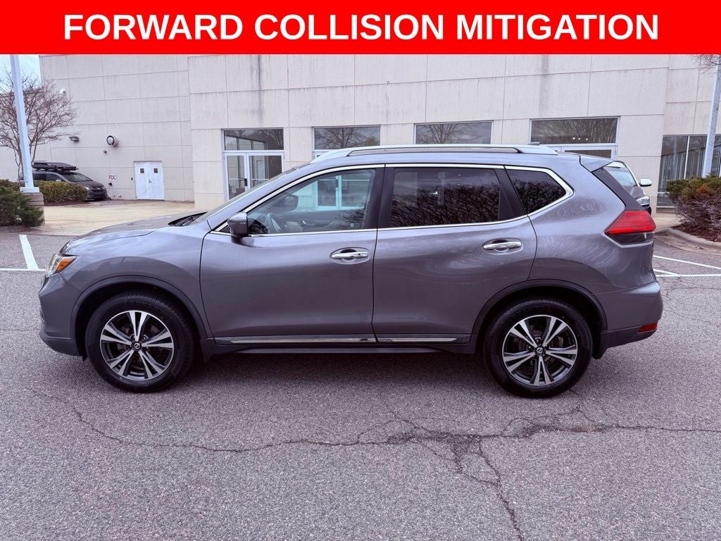 2017 Nissan Rogue SL PREMIUM/PANO ROOF/360 CAM/NEW TIRES/ALL RECORDS