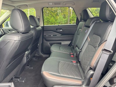 2025 Nissan Pathfinder Platinum PANO-ROOF/360 CAM/CARPLAY/SMART CRUISE