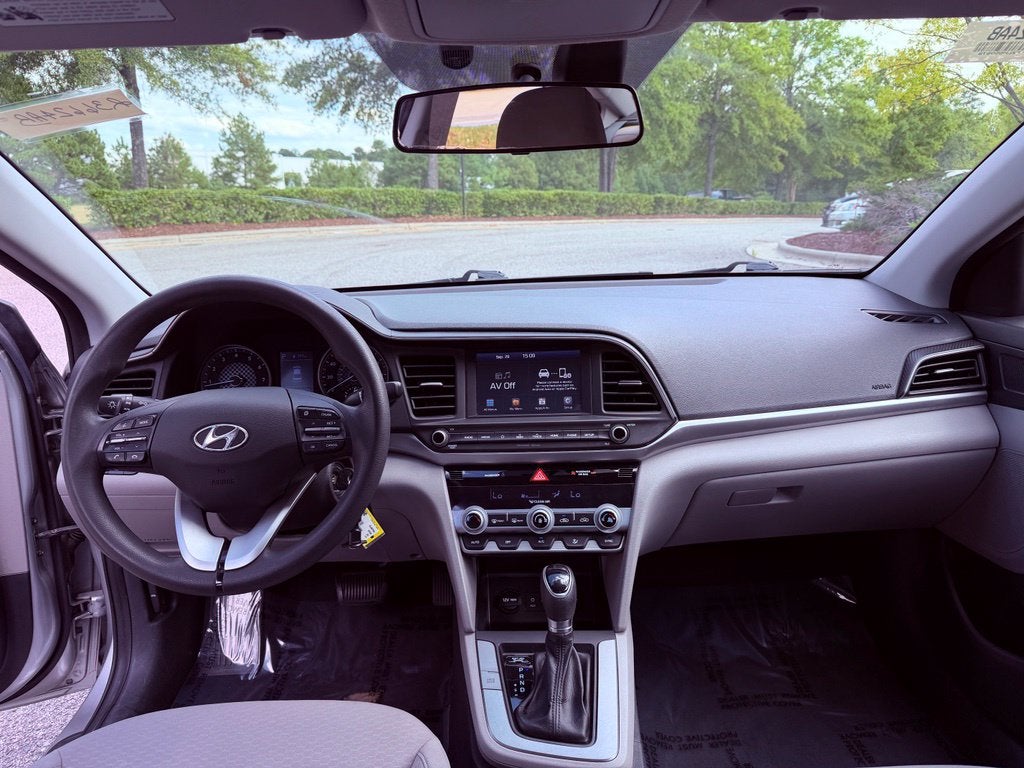 2020 Hyundai Elantra SEL BLIND SPOT/COLLISION MITIGATION/4 NEW TIRES