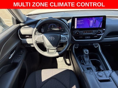 2025 Toyota Grand Highlander LE BLIND SPOT/SMART CRUISE/CARPLAY