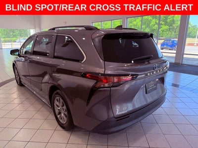2021 Toyota Sienna LE LE+ PKG/SUNROOF/BLIND SPOT/SMART CRUISE/1 OWNER