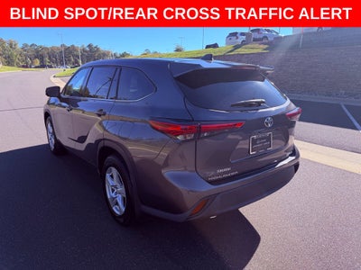 2022 Toyota Highlander LE SMART CRUISE/CARPLAY/BLINDSPOT/NEW TIRES/1-OWNER