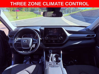 2022 Toyota Highlander LE SMART CRUISE/CARPLAY/BLINDSPOT/NEW TIRES/1-OWNER