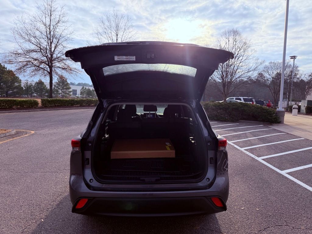 2023 Toyota Highlander LE CARPLAY/SMART CRUISE/1 OWNER/CLEAN CARFAX