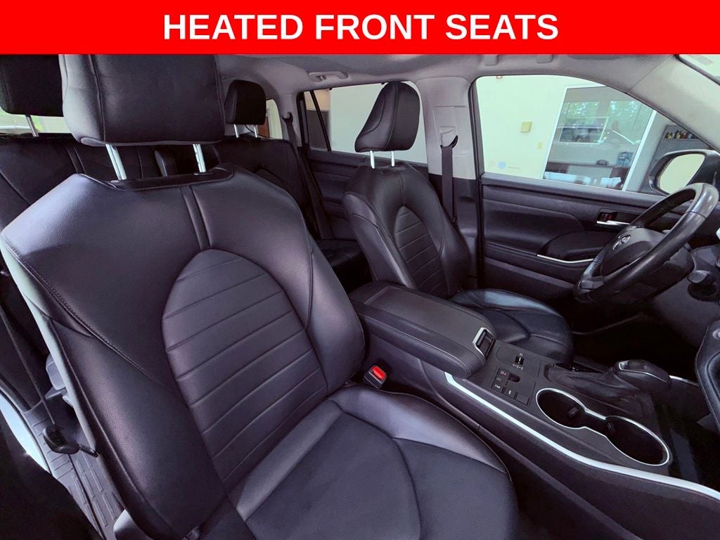 2023 Toyota Highlander XLE BLIND SPOT/SMART CRUISE/4 NEW TIRES/ALL RECORDS
