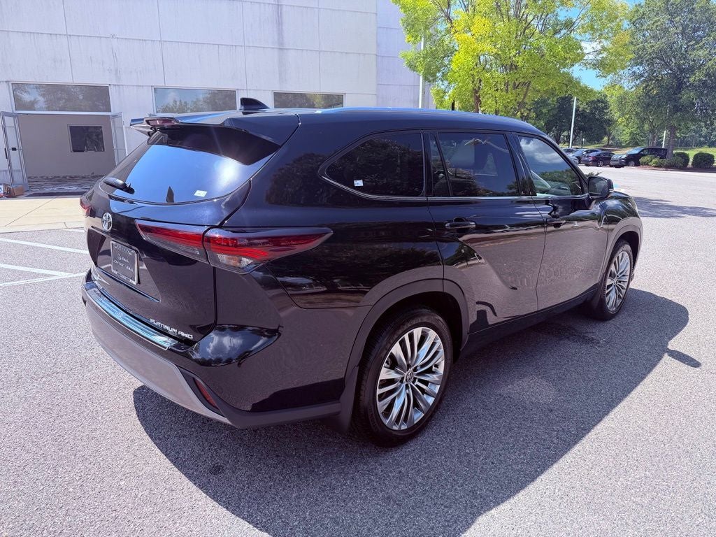 2026 Toyota Highlander Platinum PANO ROOF/JBL/360 CAM/HEAD UP/PARK AST