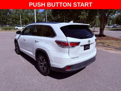 2016 Toyota Highlander XLE V6 NAVIGATION/SUNROOF/HEATED SEATS/NEW TIRES
