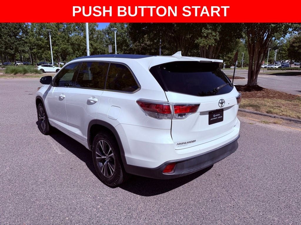 2016 Toyota Highlander XLE V6 NAVIGATION/SUNROOF/HEATED SEATS/NEW TIRES