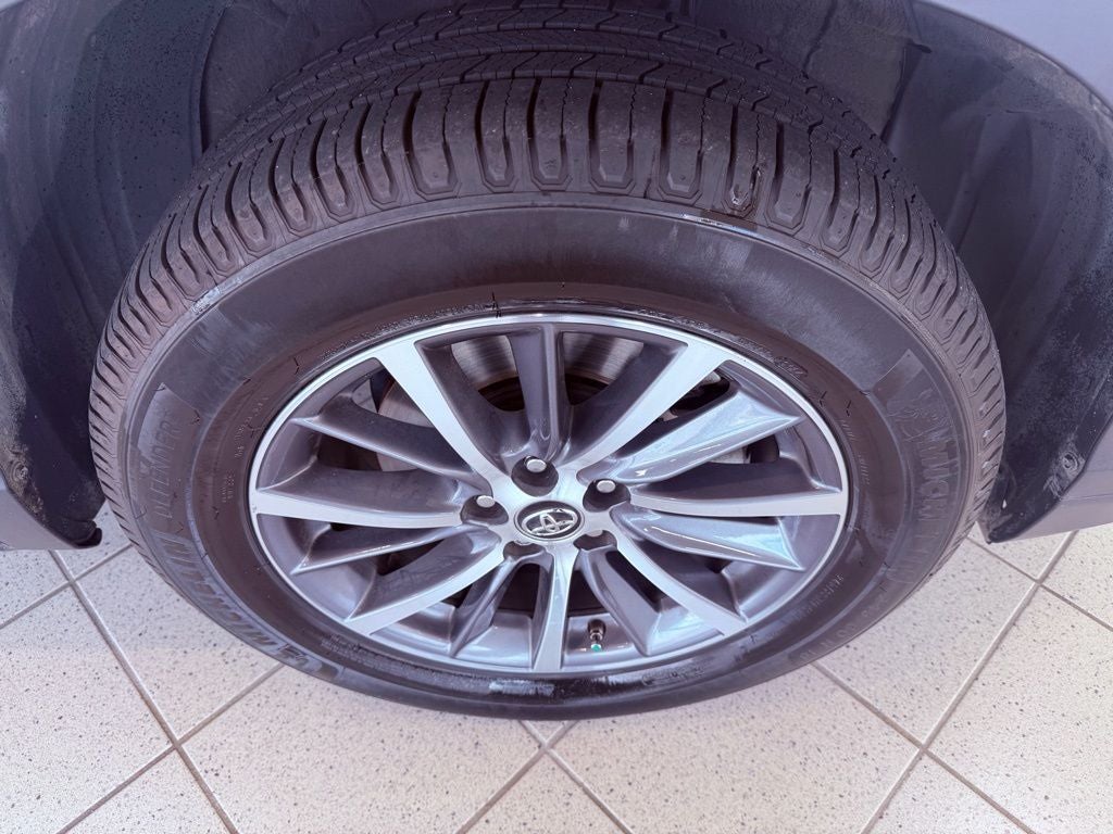 2019 Toyota Highlander XLE SUNROOF/NAV/SMART CRUISE/1 OWNER/ALL RECORDS