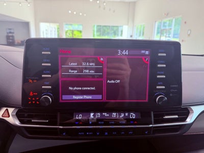 2024 Toyota Sienna XLE CARPLAY/BLIND SPOT/PARK AST/SMART CRUISE