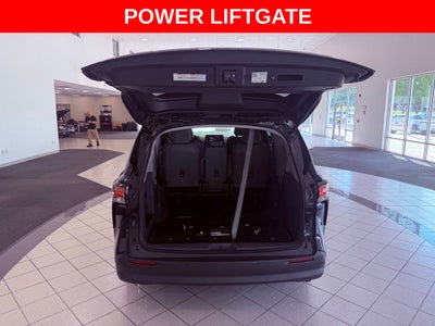2024 Toyota Sienna XLE CARPLAY/BLIND SPOT/PARK AST/SMART CRUISE