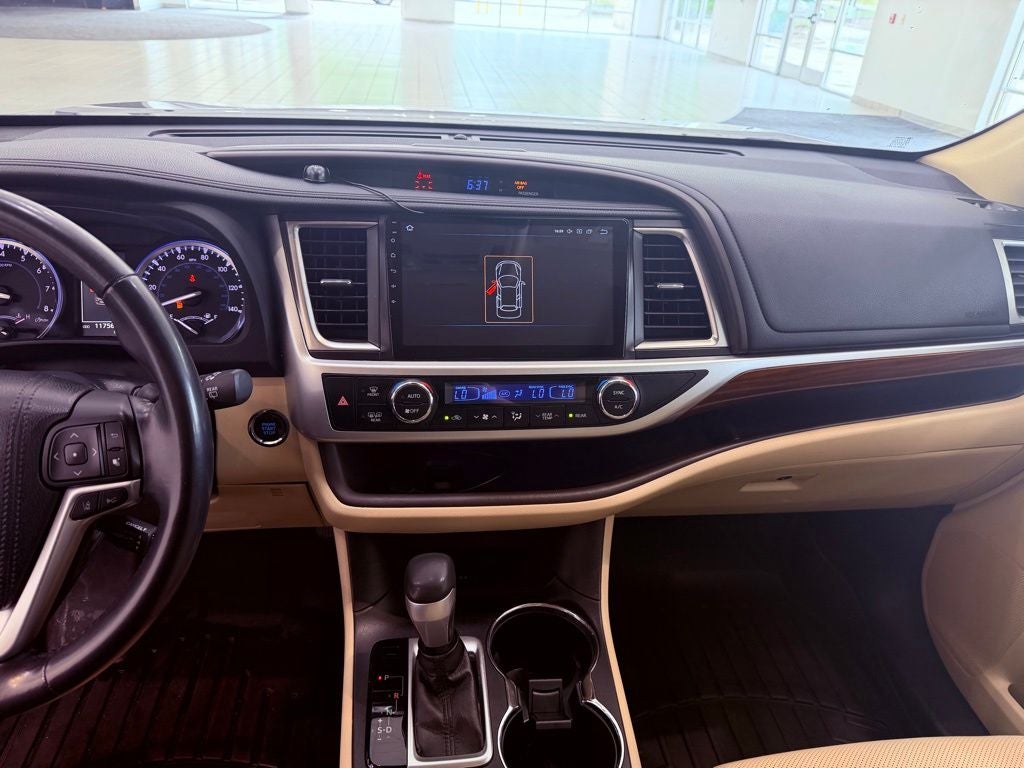 2017 Toyota Highlander Limited NAV/SMART CRUISE/CLEAN CARFAX