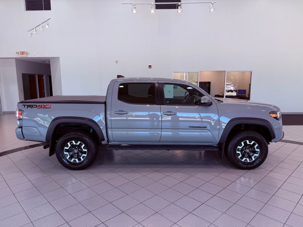 2021 Toyota Tacoma TRD Off-Road V6/TECH PKG/CARPLAY/BLIND SPOT/PARK AST
