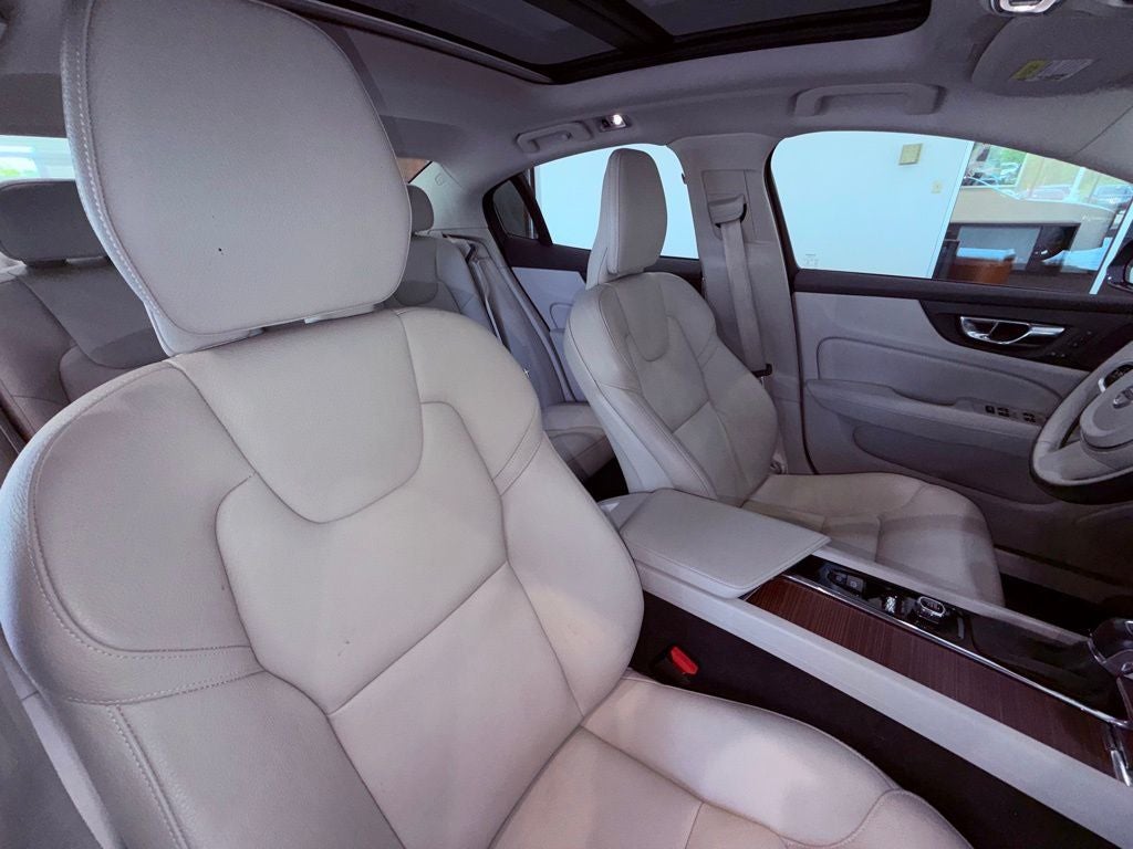 2020 Volvo S60 T5 Momentum PREMIUM/HARMAN KARDON/BLIND SPOT/PARK AST