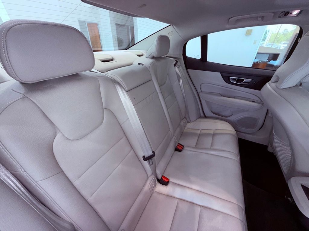 2020 Volvo S60 T5 Momentum PREMIUM/HARMAN KARDON/BLIND SPOT/PARK AST