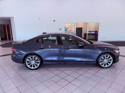 2020 Volvo S60 T5 Momentum PREMIUM/HARMAN KARDON/BLIND SPOT/PARK AST