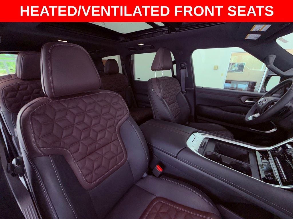2025 Nissan Armada Platinum Reserve PANO ROOF/HEAD UP/360 CAM/PARK AST