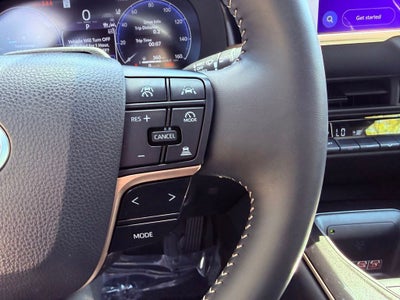 2025 Toyota Crown Limited PANO ROOF/JBL/360 CAM/ADV TECH PKG/PARK AST
