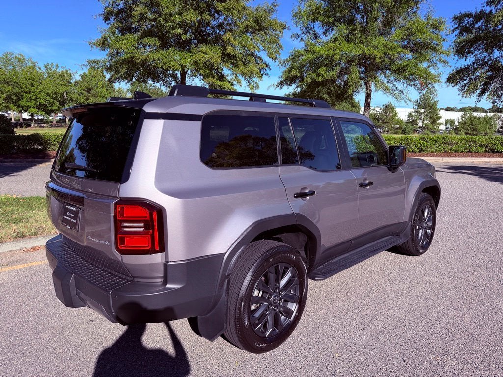 2025 Toyota Land Cruiser PREMIUM PKG/20" WHEELS/HEAD-UP/TRAFFIC AST/SUNROOF