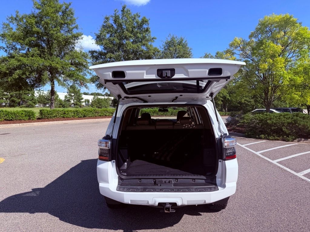 2019 Toyota 4Runner SR5 Premium NAVIGATION/SUNROOF/4X4/CLEAN CARFAX