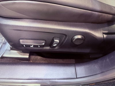 2017 Lexus IS 200t F SPORT/BLIND SPOT/SMART CRUISE/LANE KEEP AST