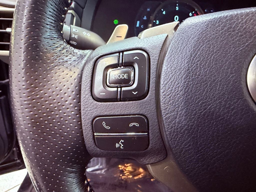 2017 Lexus IS 200t F SPORT/BLIND SPOT/SMART CRUISE/LANE KEEP AST