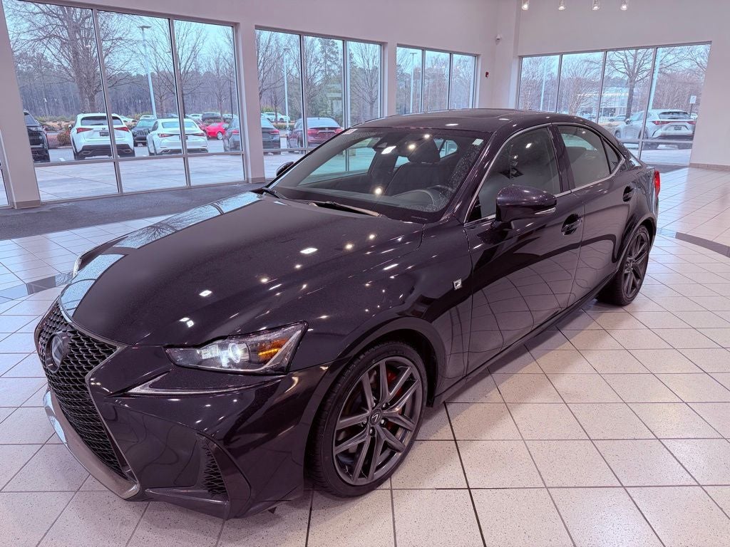 2017 Lexus IS 200t F SPORT/BLIND SPOT/SMART CRUISE/LANE KEEP AST