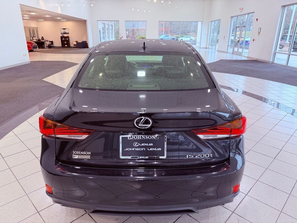 2017 Lexus IS 200t F SPORT/BLIND SPOT/SMART CRUISE/LANE KEEP AST