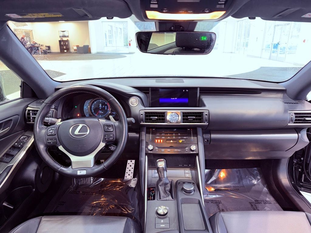 2017 Lexus IS 200t F SPORT/BLIND SPOT/SMART CRUISE/LANE KEEP AST