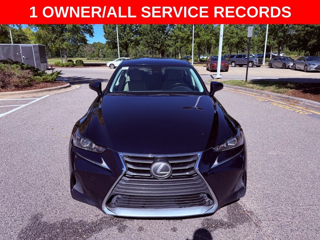 2017 Lexus IS 200t SUNROOF/PARK AST/SMART CRUISE/1 OWNER/ALL RECORDS