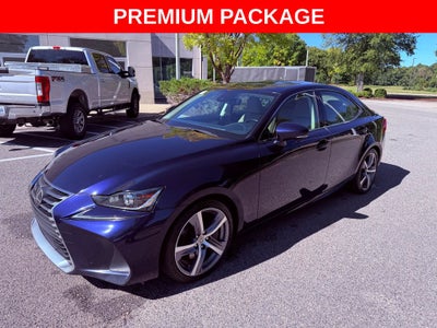 2017 Lexus IS 200t SUNROOF/PARK AST/SMART CRUISE/1 OWNER/ALL RECORDS