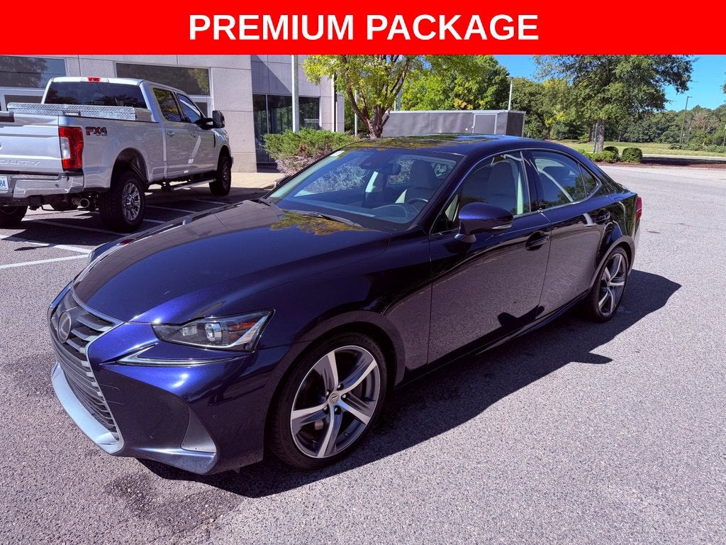 2017 Lexus IS 200t SUNROOF/PARK AST/SMART CRUISE/1 OWNER/ALL RECORDS