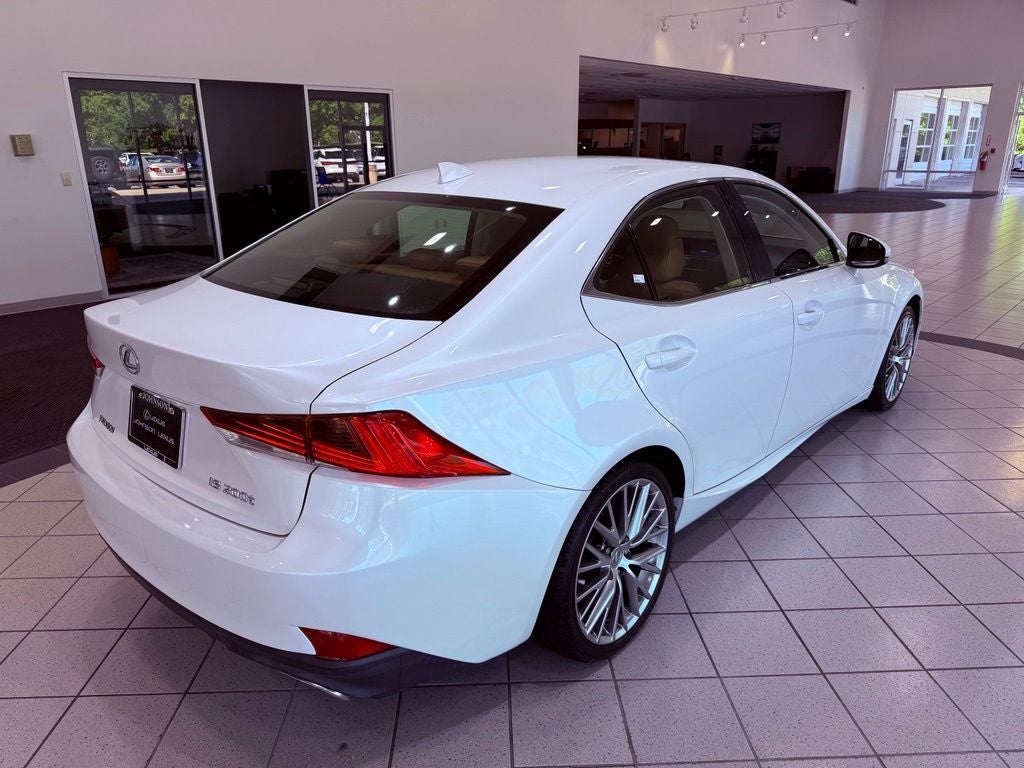 2017 Lexus IS 200t SMART CRUISE/SUNROOF/LANE ALERT/1-OWNER/15K MILES